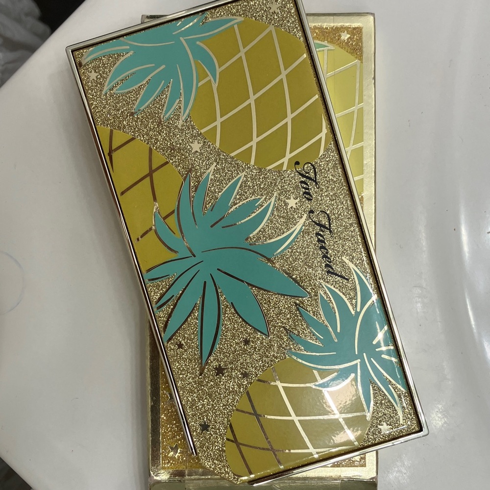 Too Faced Pineapple Paradise Palette